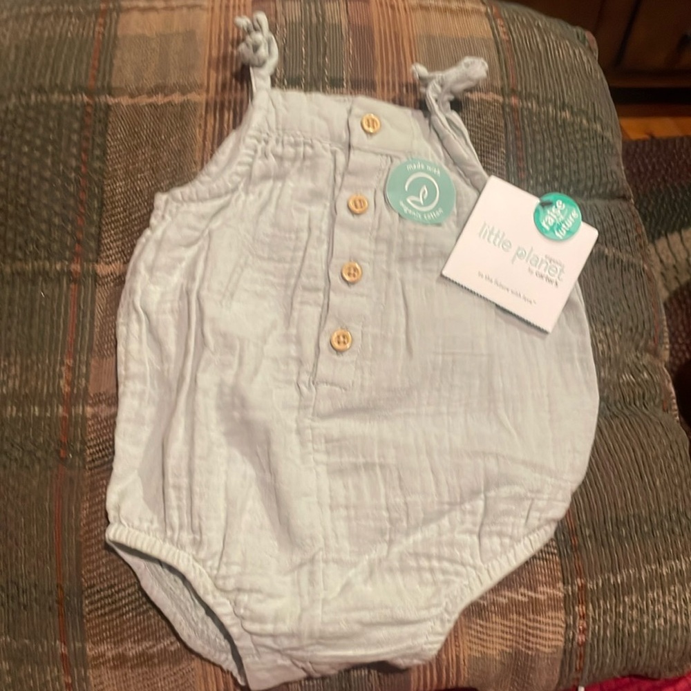 CARTERS LITTLE PLANET